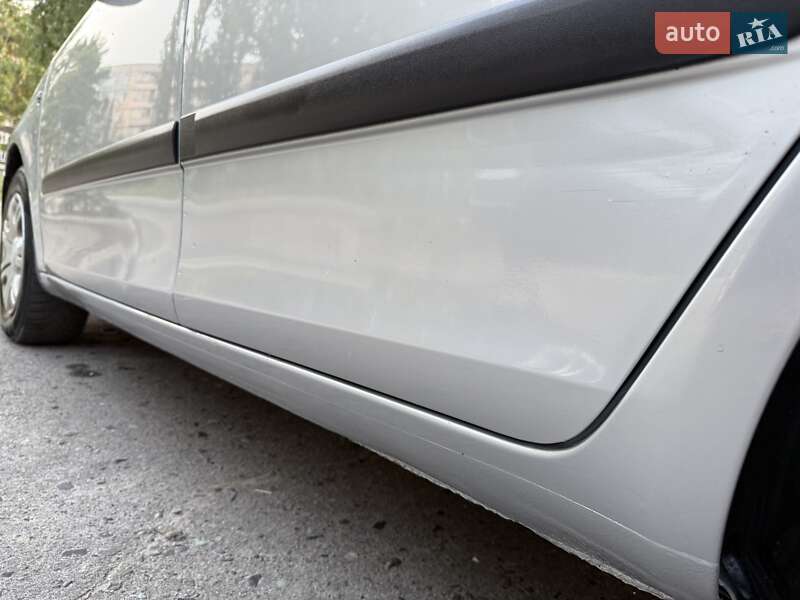 Хэтчбек Skoda Fabia 2010 в Ахтырке фото 23 Хэтчбек Skoda Fabia 2010 в Ахтырке