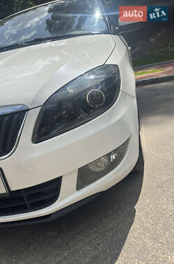 Хэтчбек Skoda Fabia 2013 в 