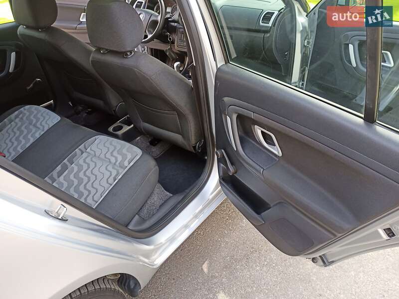 Универсал Skoda Fabia 2009 в Чернигове