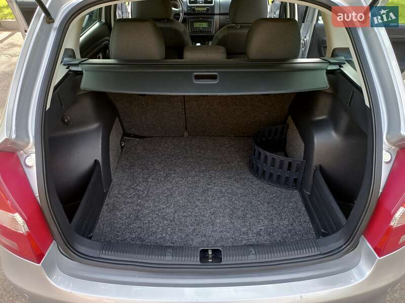 Универсал Skoda Fabia 2009 в Чернигове