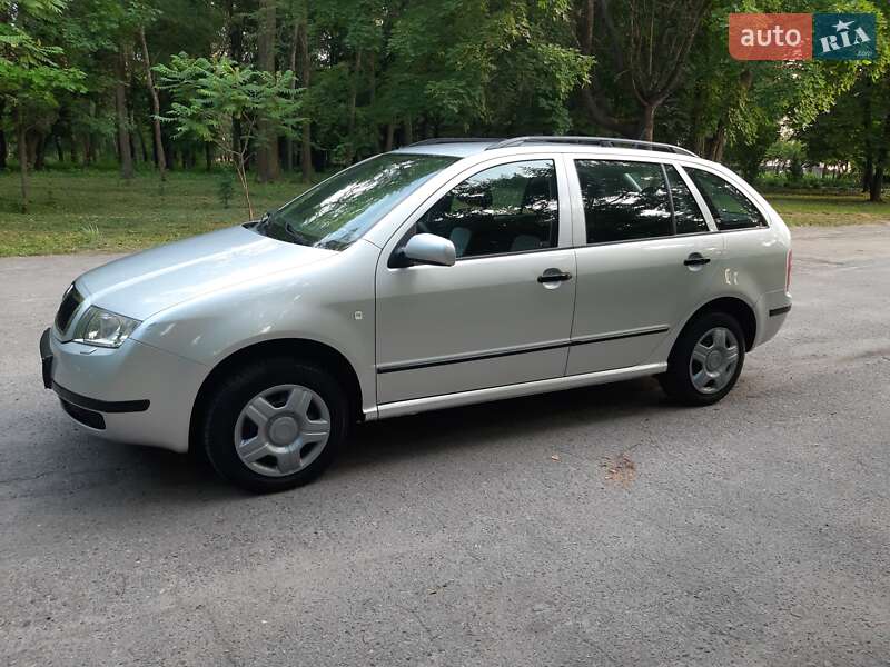 Универсал Skoda Fabia 2003 в 