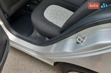 Универсал Skoda Fabia 2003 в 