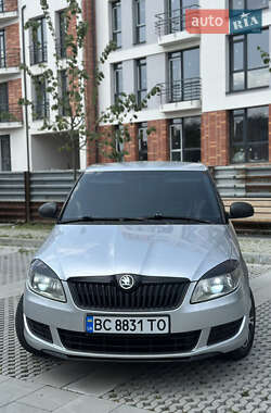 Універсал Skoda Fabia 2010 в Самборі