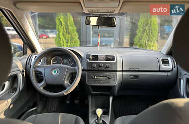 Хэтчбек Skoda Fabia 2008 в 
