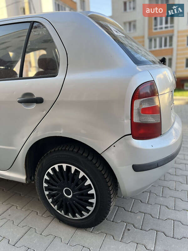 Хетчбек Skoda Fabia 2006 в Хмельницькому