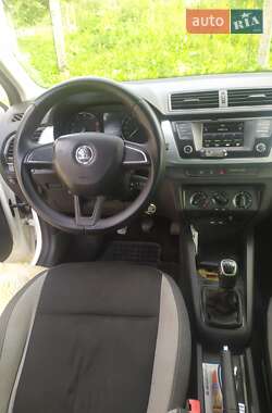 Хетчбек Skoda Fabia 2016 в 