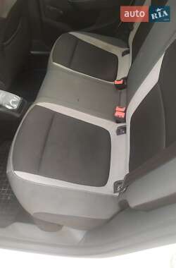 Хетчбек Skoda Fabia 2016 в 