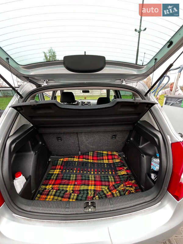 Хэтчбек Skoda Fabia 2014 в Костополе