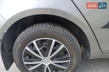 Хэтчбек Skoda Fabia 2012 в 