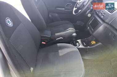 Хэтчбек Skoda Fabia 2012 в 