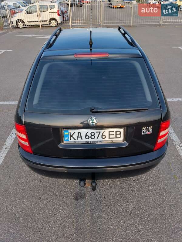 Універсал Skoda Fabia 2005 в Києві