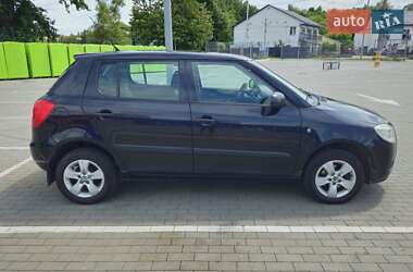 Хэтчбек Skoda Fabia 2007 в 
