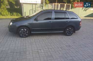 Универсал Skoda Fabia 2007 в Сумах