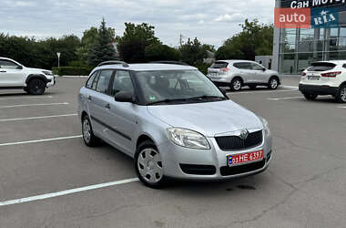Універсал Skoda Fabia 2010 в Полтаві