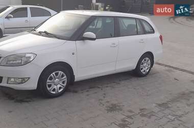 Універсал Skoda Fabia 2014 в Тернополі