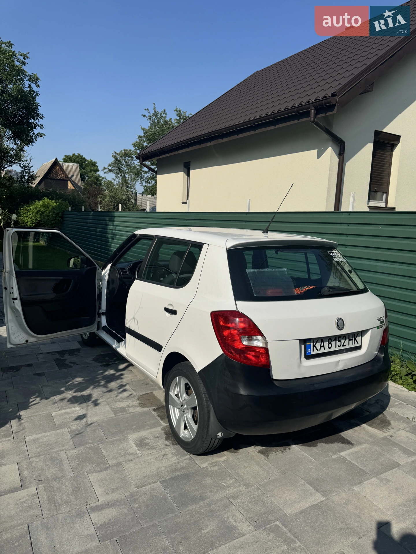 2010 Skoda Fabia - мініатюра 9
