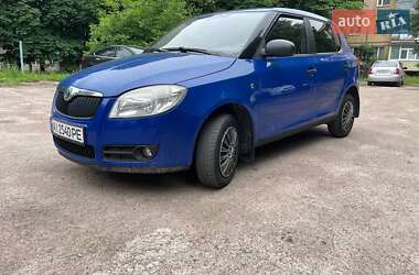 Хетчбек Skoda Fabia 2008 в Чернігові