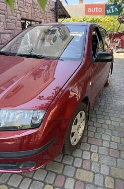 Хэтчбек Skoda Fabia 2007 в 