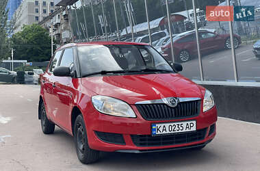 Хетчбек Skoda Fabia 2014 в Києві