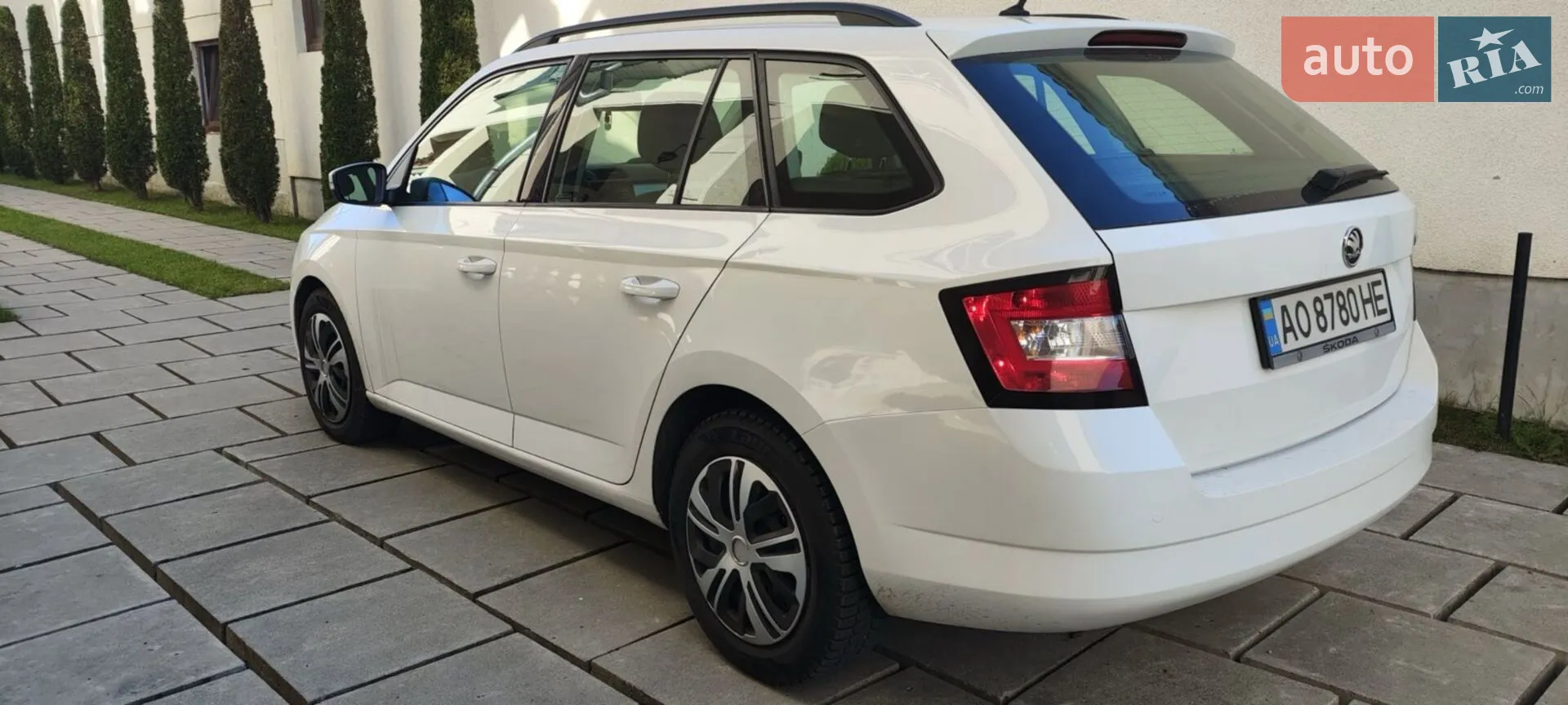 2017 Skoda Fabia - мініатюра 3