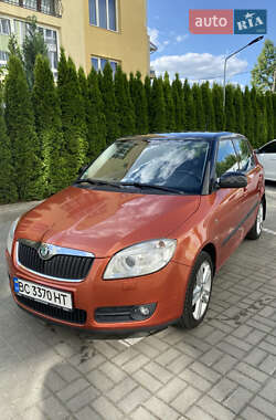 Хэтчбек Skoda Fabia 2009 в Львове