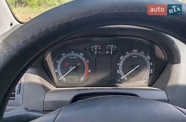 Седан Skoda Fabia 2007 в 
