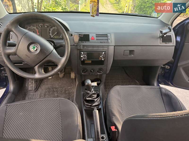Хетчбек Skoda Fabia 2006 в Золочеві