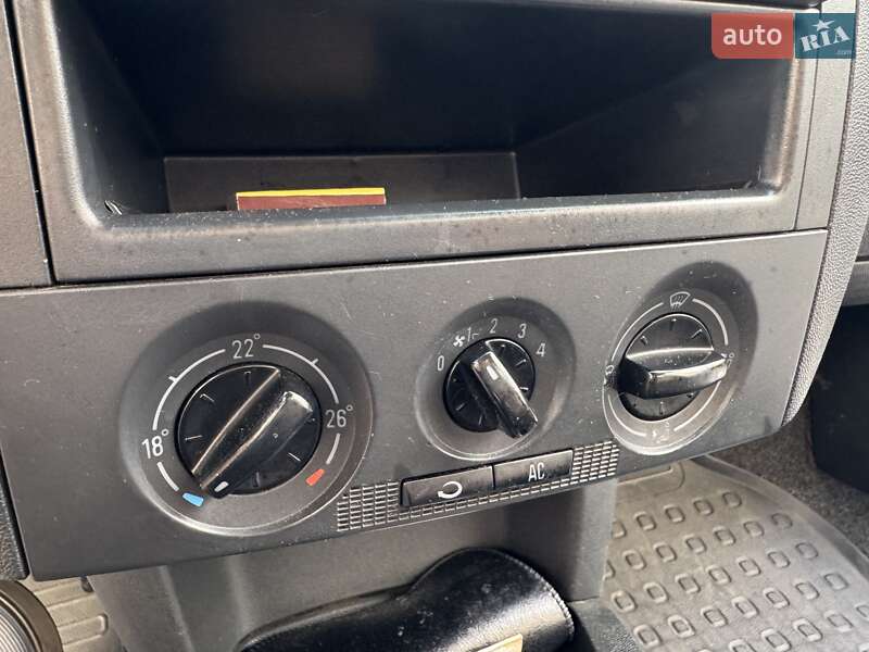 Хетчбек Skoda Fabia 2006 в Золочеві