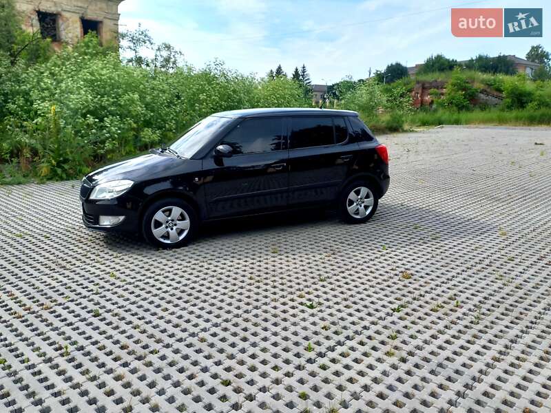 Хэтчбек Skoda Fabia 2011 в Киеве фото 16 Хэтчбек Skoda Fabia 2011 в Киеве
