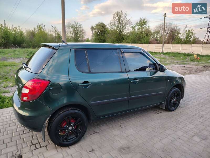 Хэтчбек Skoda Fabia 2008 в Павлограде