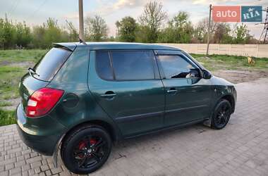 Хэтчбек Skoda Fabia 2008 в 
