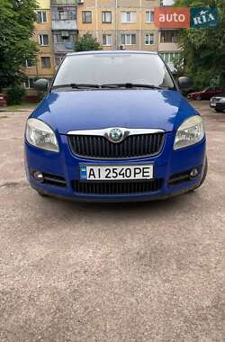 Хэтчбек Skoda Fabia 2008 в Чернигове