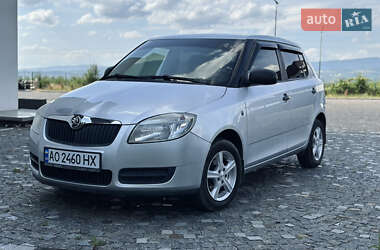 Хэтчбек Skoda Fabia 2008 в 