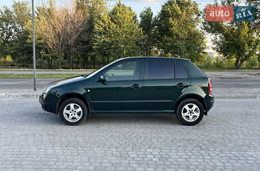 Хэтчбек Skoda Fabia 2003 в 