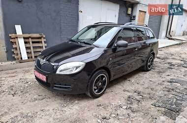 Універсал Skoda Fabia 2009 в Києві