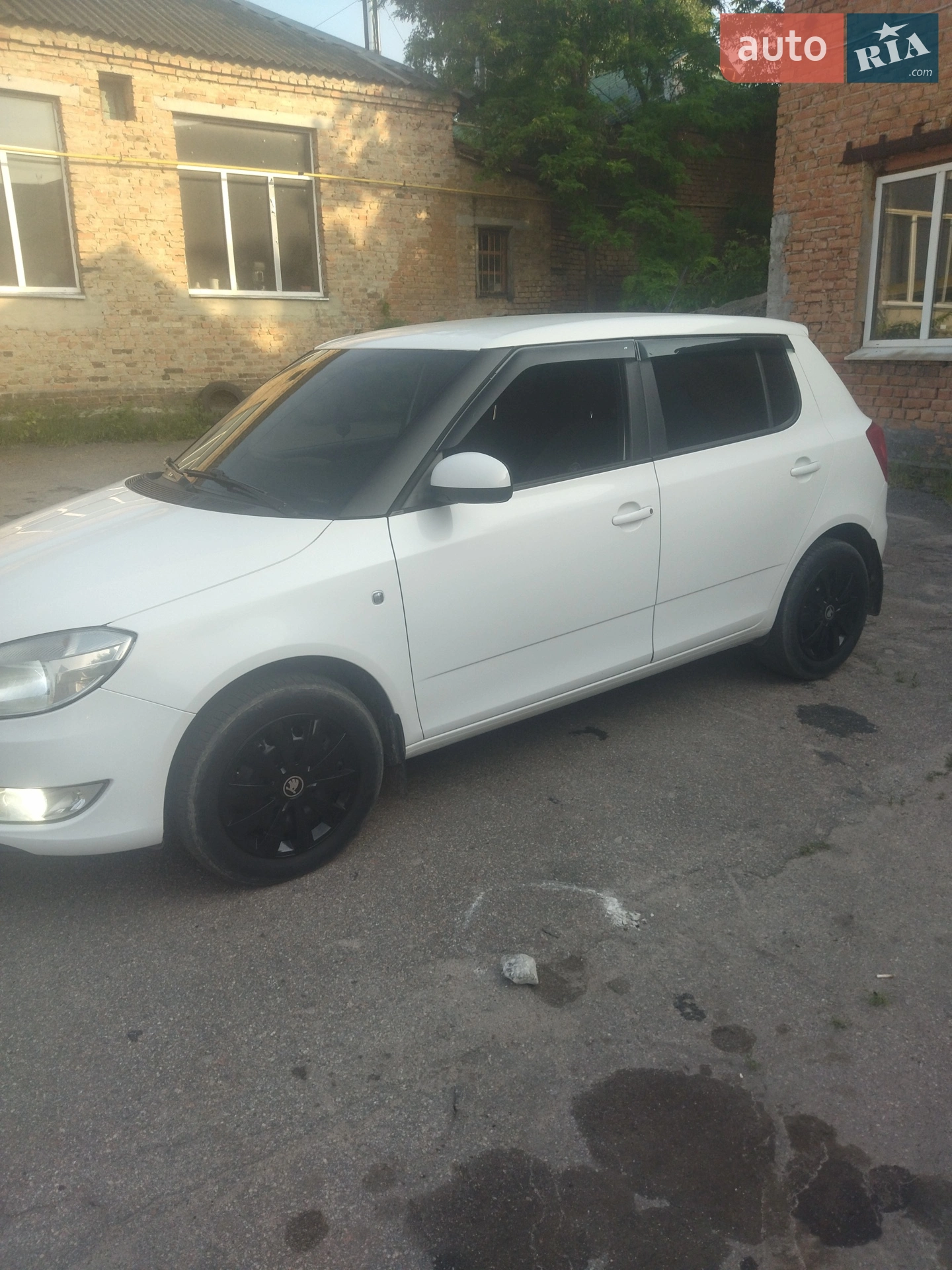 2014 Skoda Fabia - мініатюра 7