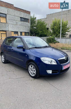 Хэтчбек Skoda Fabia 2008 в Ахтырке