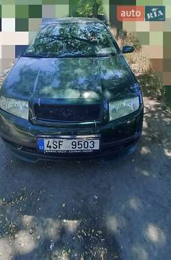 Хетчбек Skoda Fabia 2003 в Дніпрі