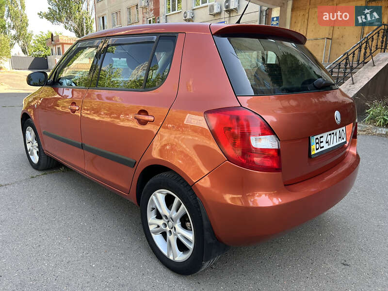 Хэтчбек Skoda Fabia 2008 в Николаеве