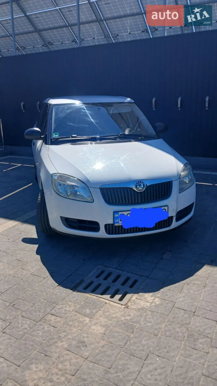 2010 Skoda Fabia - мініатюра 14