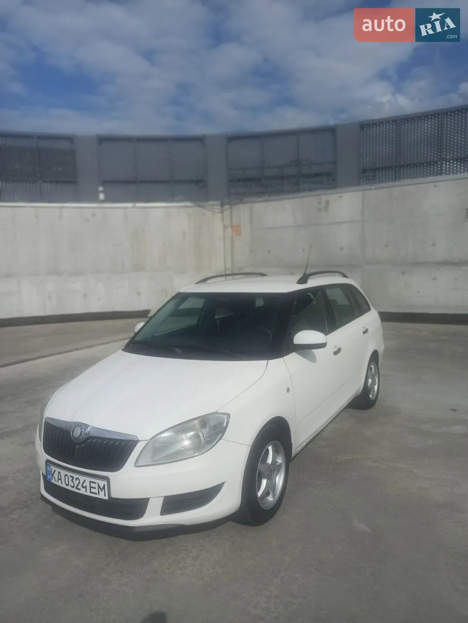 2011 Skoda Fabia - мініатюра 10