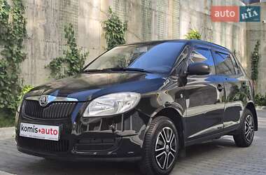 Хэтчбек Skoda Fabia 2007 в 