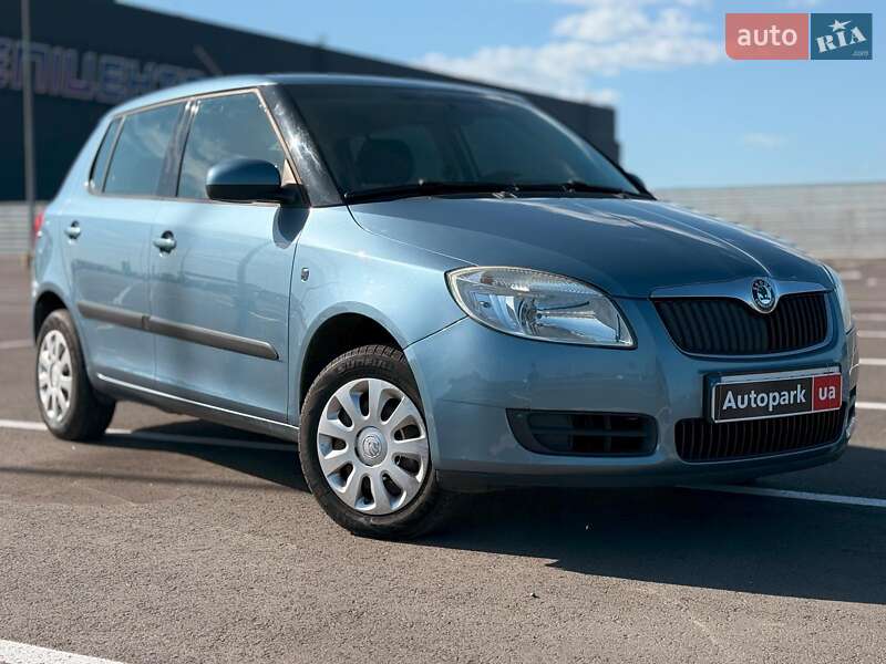Хэтчбек Skoda Fabia 2008 в Львове