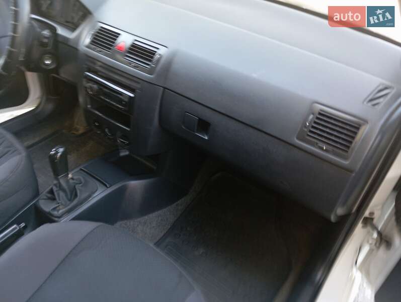 Хетчбек Skoda Fabia 2006 в Піщанці