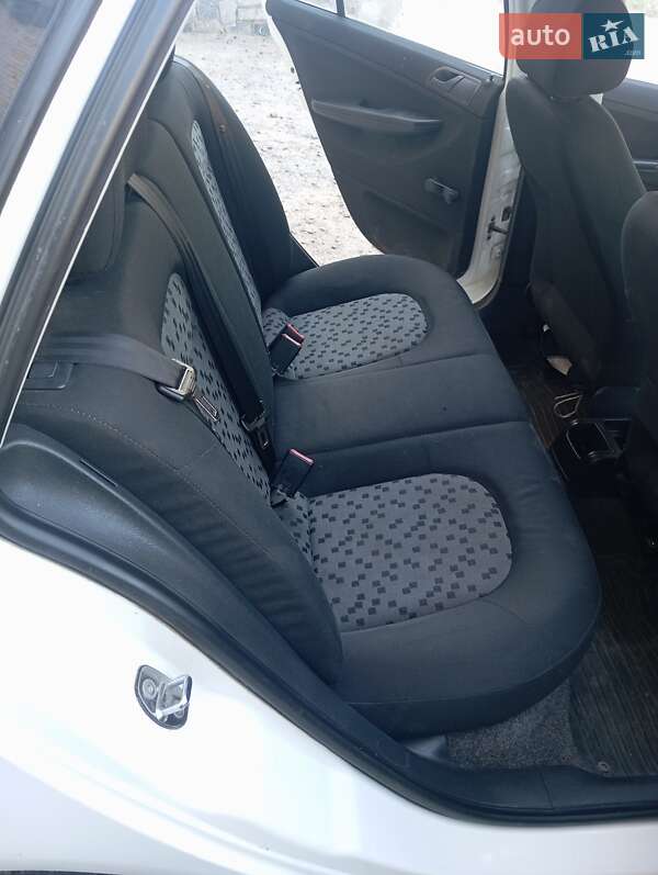 Хетчбек Skoda Fabia 2006 в Піщанці