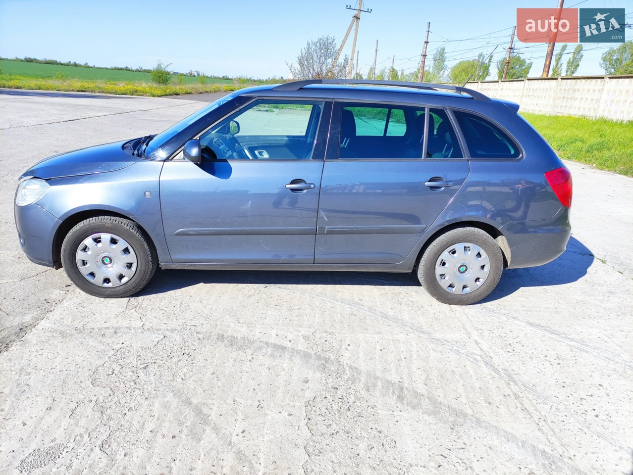 2010 Skoda Fabia - мініатюра 10