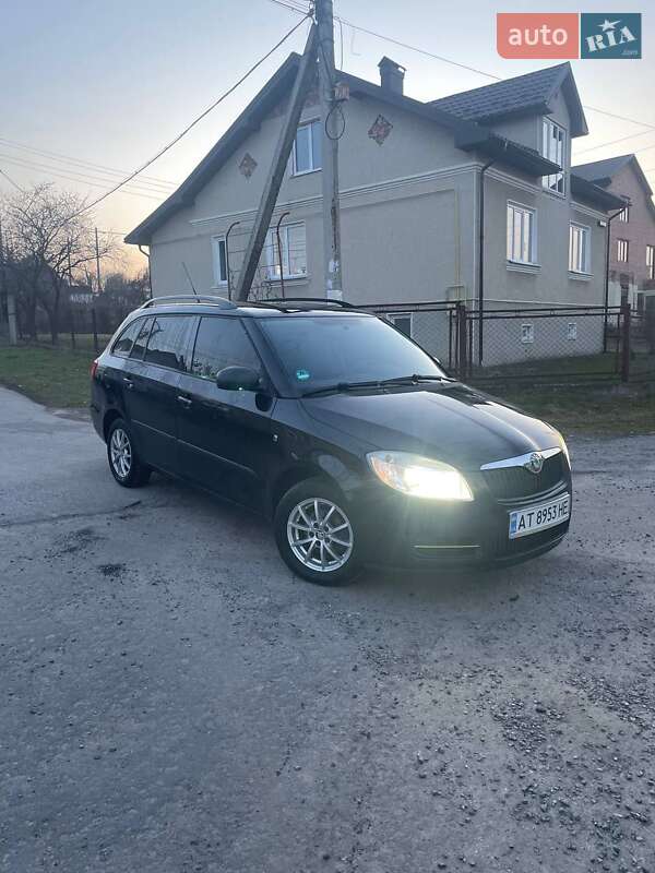 Универсал Skoda Fabia 2009 в Калуше