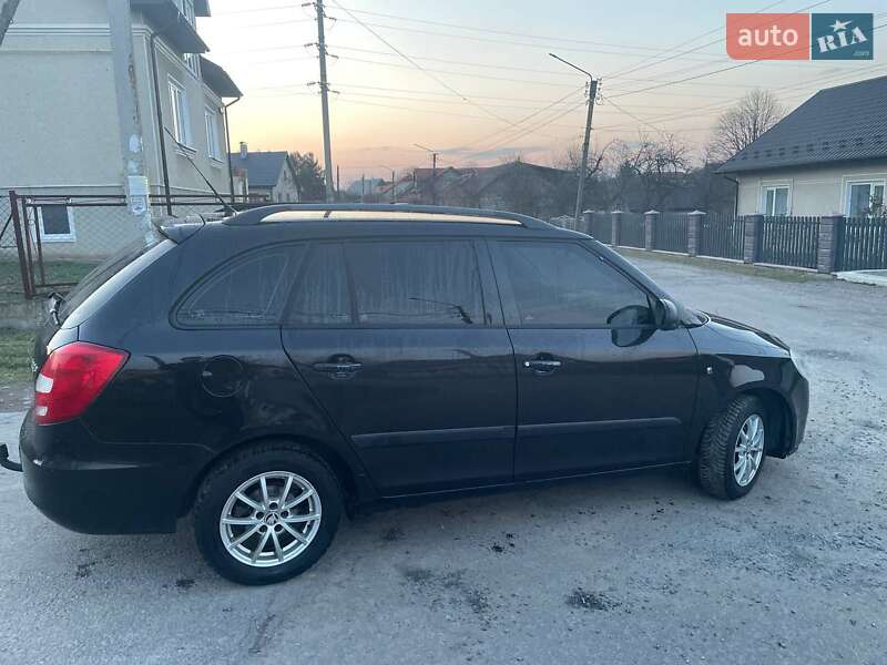 Универсал Skoda Fabia 2009 в Калуше
