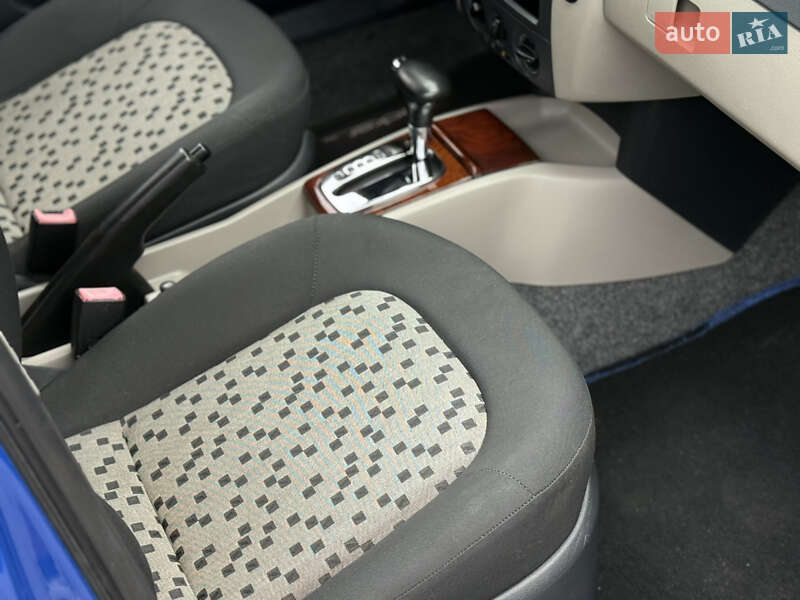 Хэтчбек Skoda Fabia 2005 в Староконстантинове
