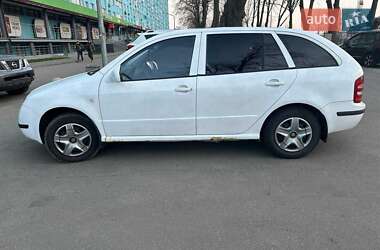 Універсал Skoda Fabia 2004 в Києві